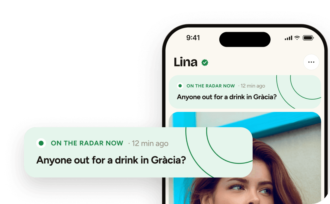 Lina's status: Anyone out for a drink in Gràcia?